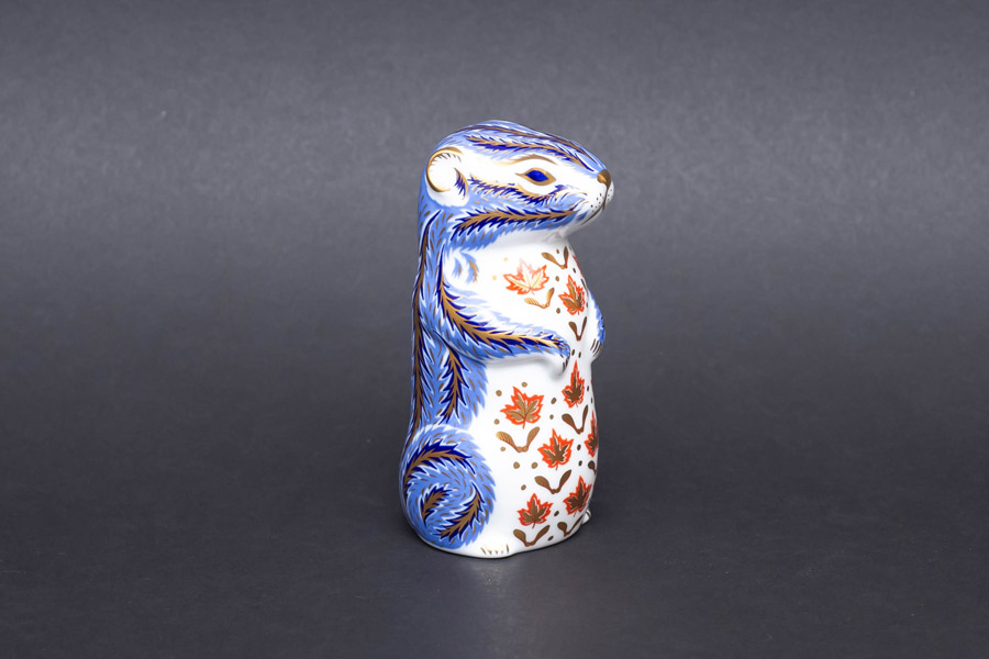 ロイヤル・クラウン・ダービー ペーパーウェイト シマリスを買い取り