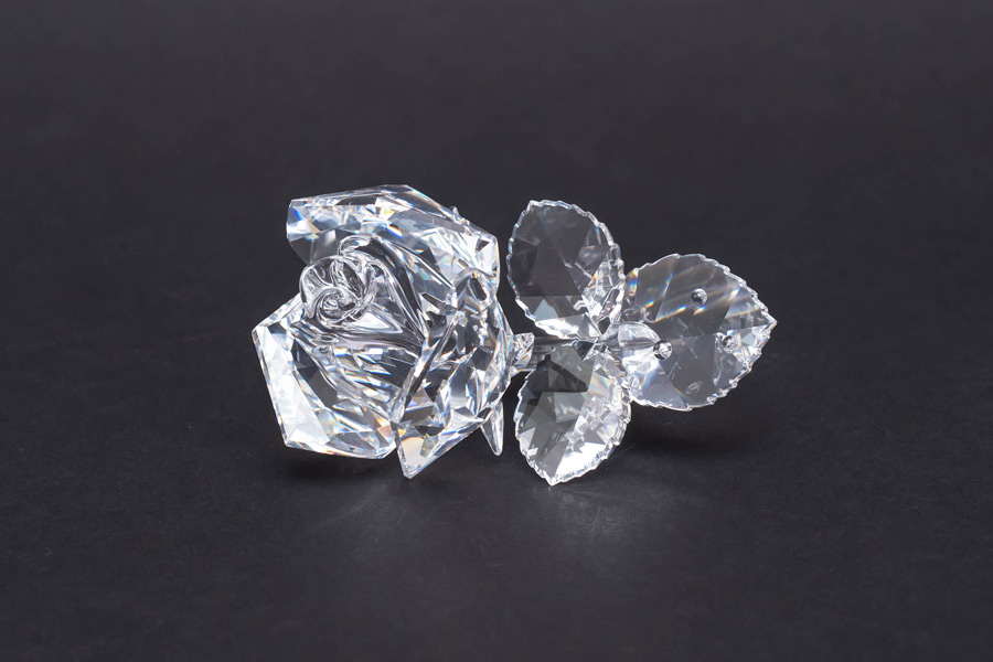 スワロフスキー クリスタル ローズを買い取りました｜ブランド食器買取