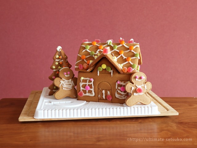 コストコのクリスマスジンジャーブレッドハウスキットを作ってみた
