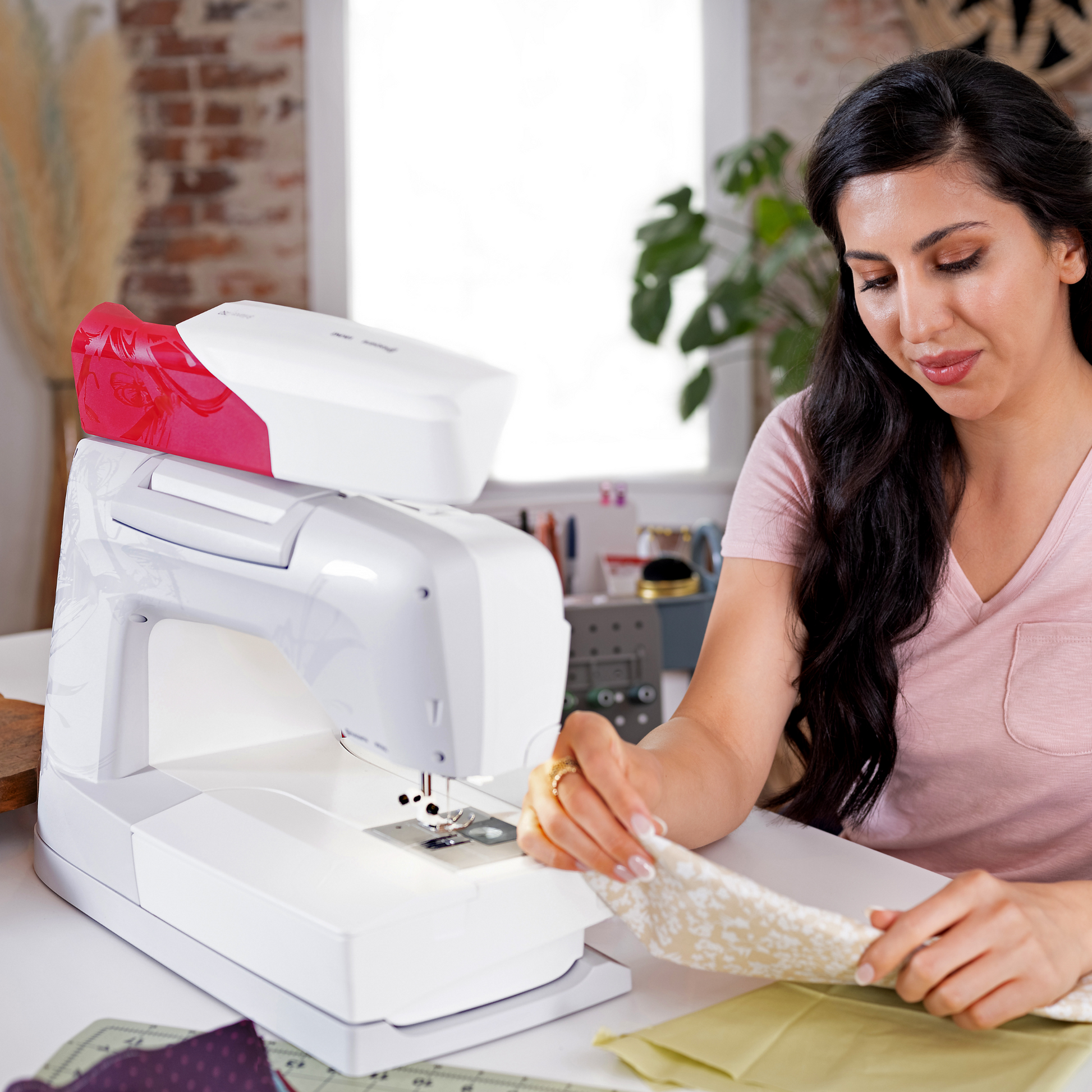 HUSQVARNA VIKING BRILLIANCE 75Q – Sew & Sews Inc.