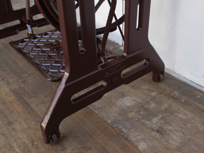 No.525 JUKI ジューキ製 家庭用足踏みミシン：アンティークミシン修理