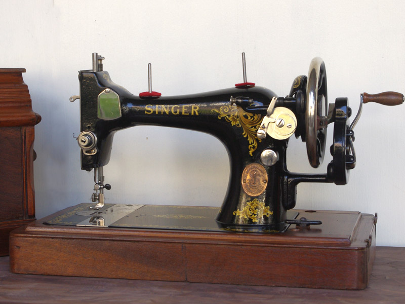 No.343 SINGER 128K シンガー製 手回しミシン：アンティークミシン修理