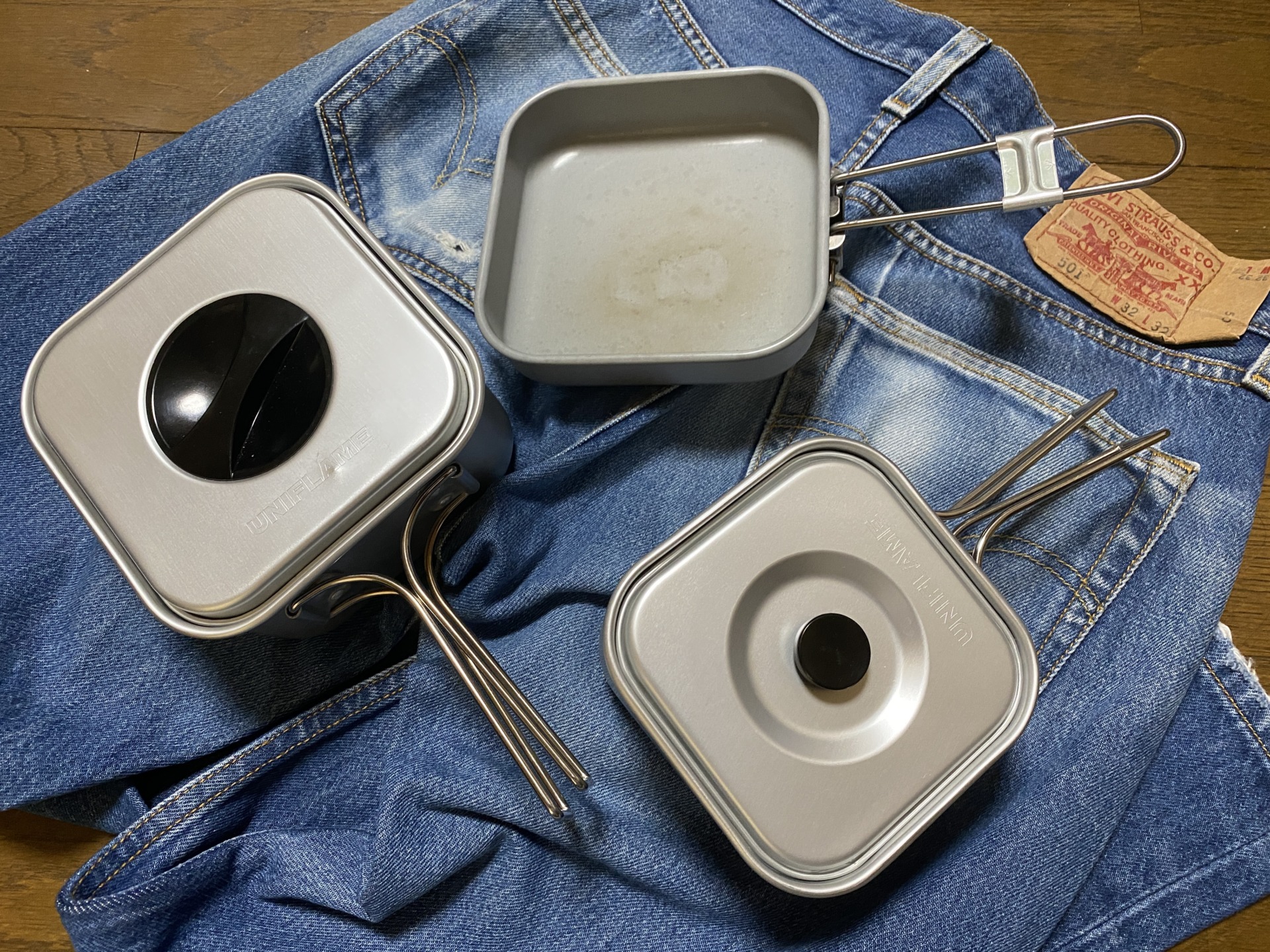 ユニフレーム 山クッカー 角型 3】シェラカップをスタッキング