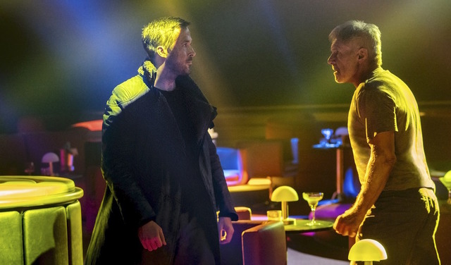 ライアン・ゴズリング、元祖“ブレードランナー”ハリソン・フォードから