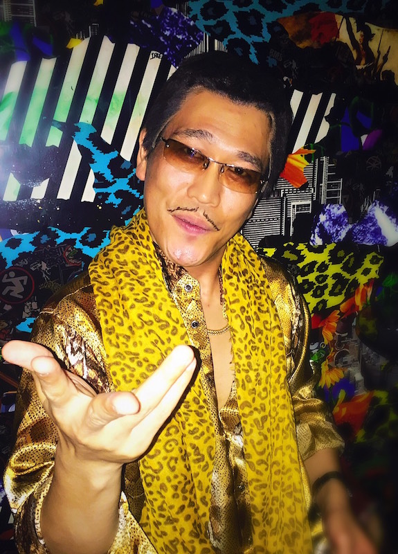 ピコ太郎が「PPAP」をテレビ初生披露！新婚の奥さんは「バツ3」!?驚き