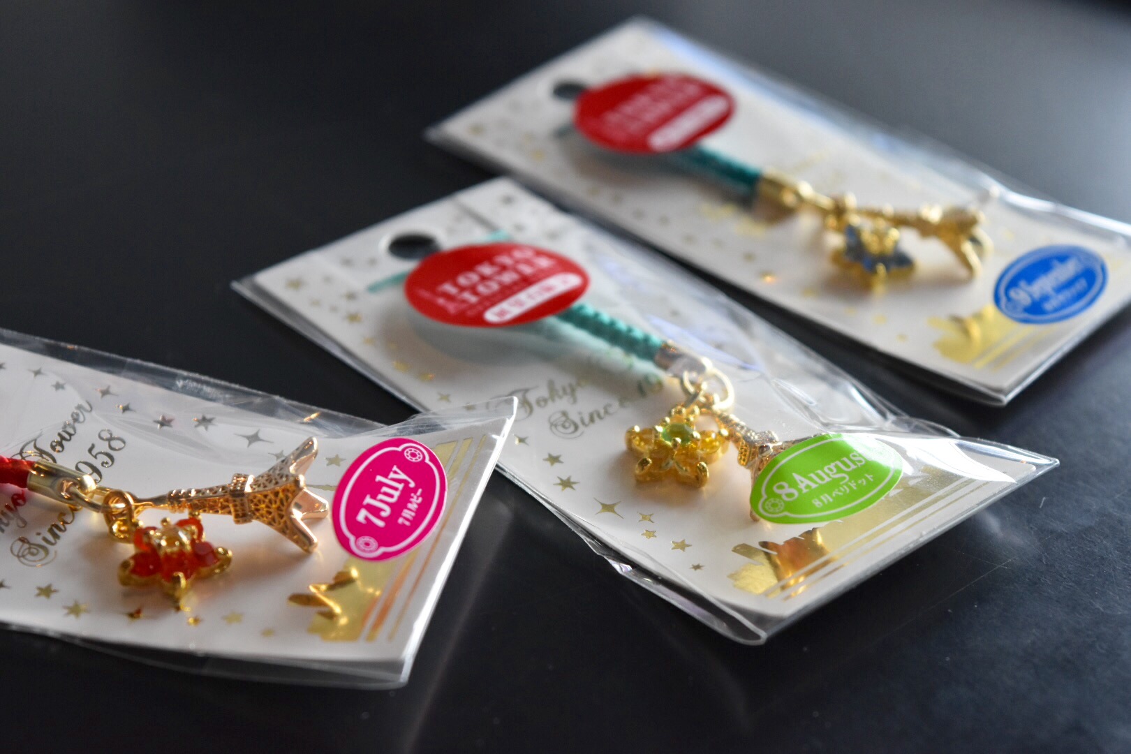 展望台限定の商品も！スタッフが自腹でも買う東京タワー人気お土産