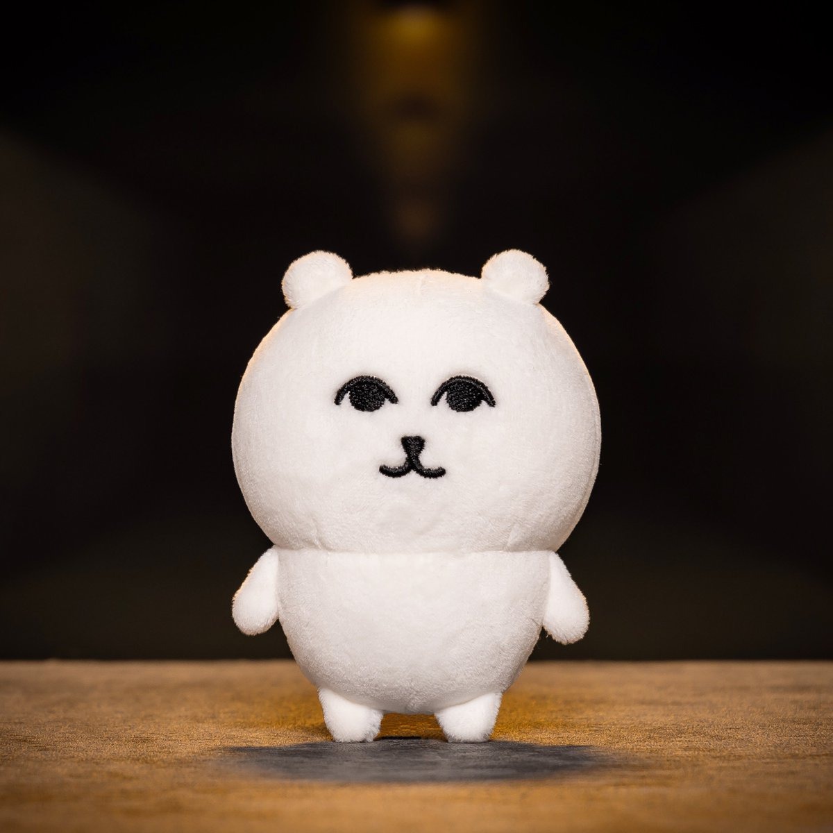 ジ……と立つ「ナガノのくま」の“圧”！「ちいかわ」ナガノ先生の