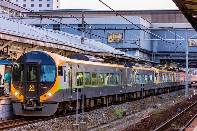 JR四国、8000系特急型電車が再び大規模リニューアル | リセマム
