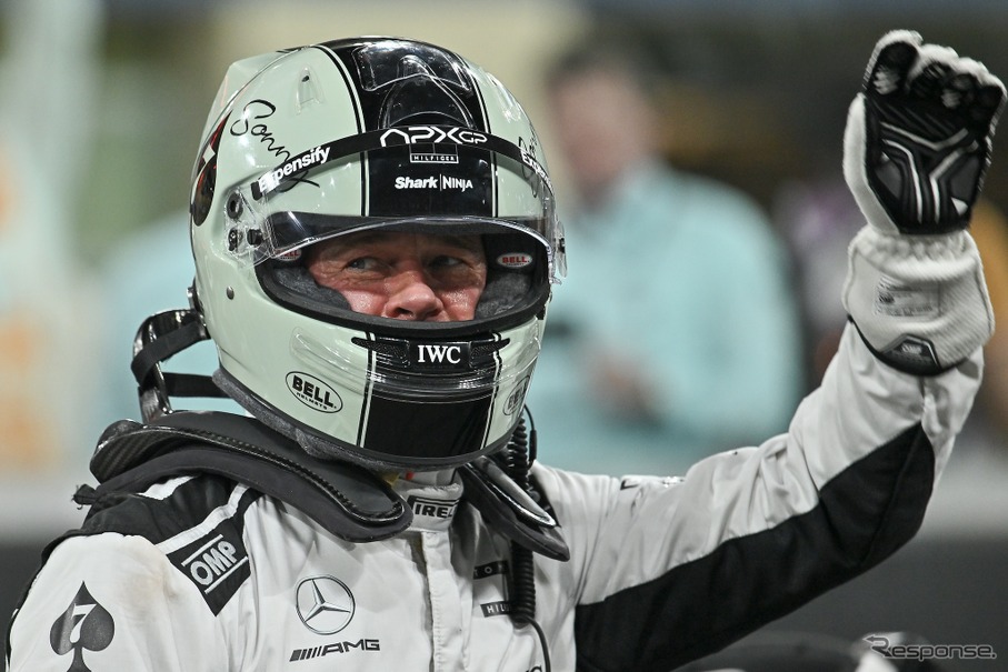 ブラッド・ピットが現役復帰の元F1カリスマレーサー…映画『F1