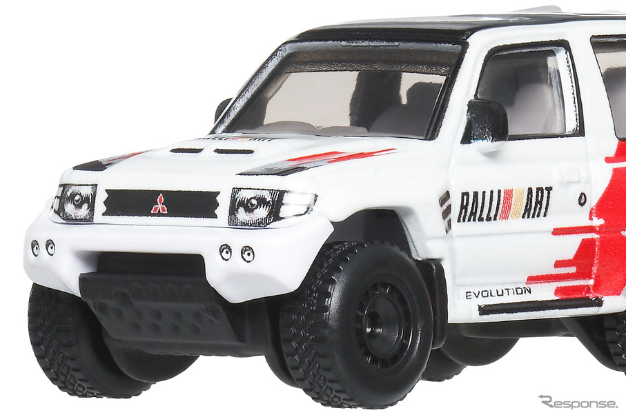 あの“パジェロ エボリューション”がラリーアートカラーで復活