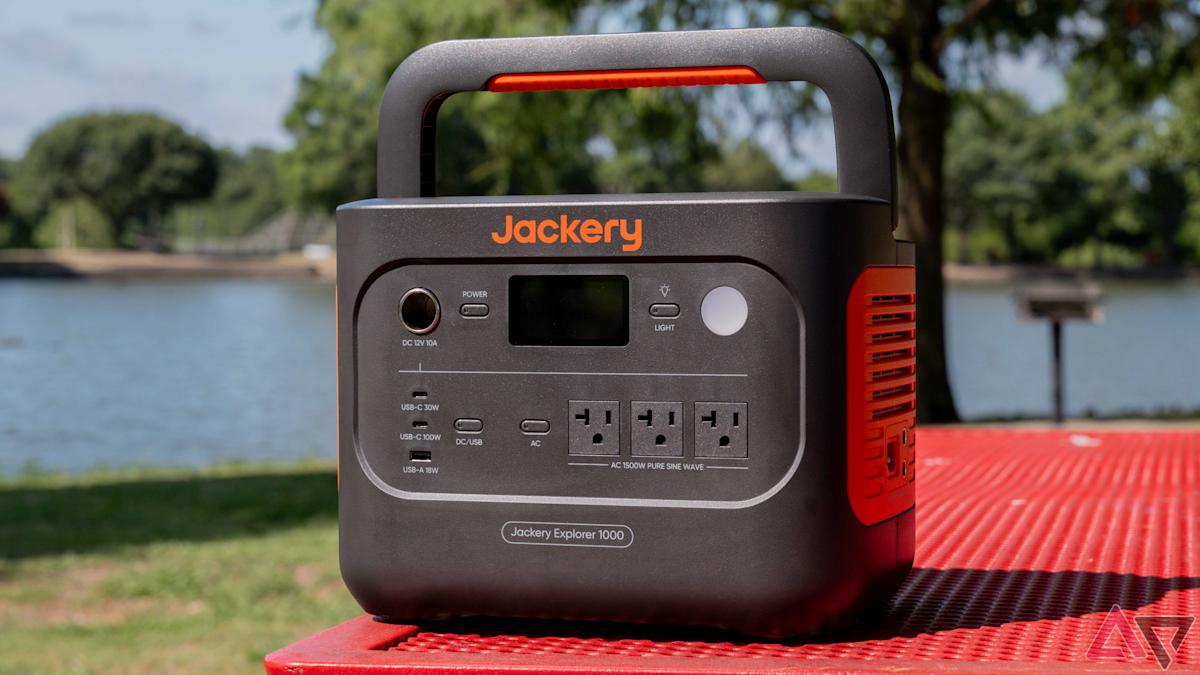 1000 JE-1000B Pro 新品未使用　Jackery Explorer