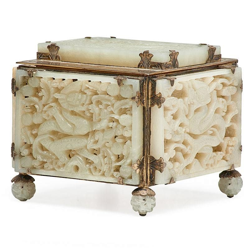 EDWARD FARMER Decorative Chinese jade box sold at auction on 14th