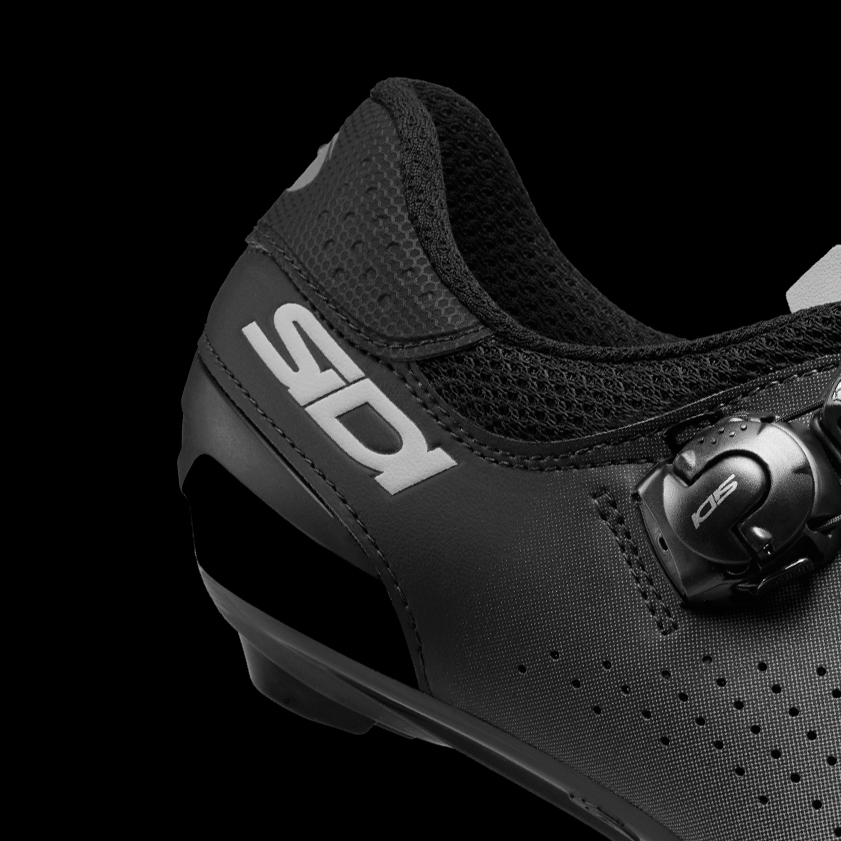 GENIUS 10｜SIDI シディ