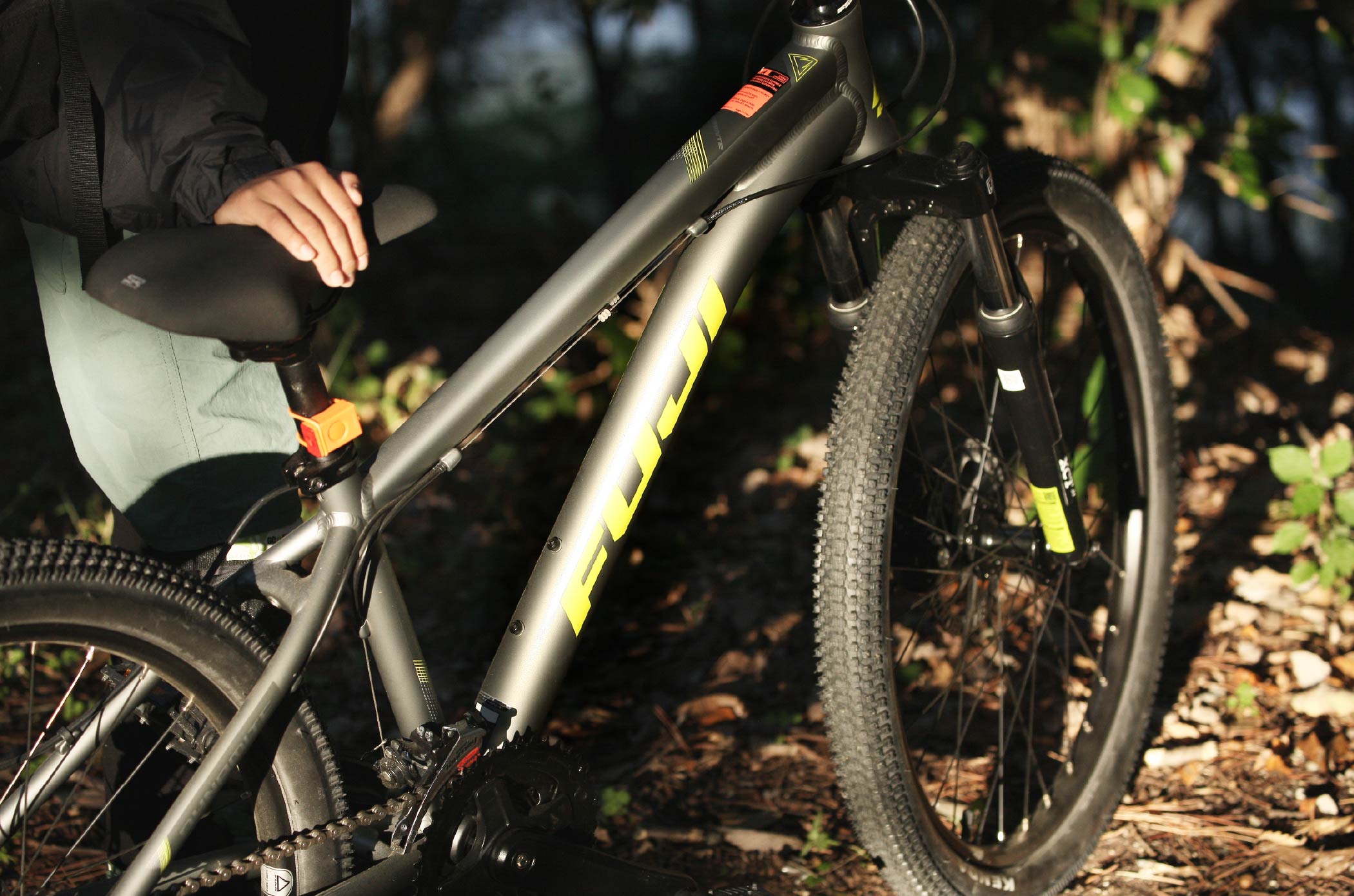 DYNAMITE 24 Pro Disc - PRODUCT | FUJI BIKES OFFICIAL SITE - フジ