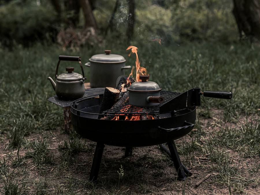 カウボーイ ファイヤーピットグリル 23'' - Barebones Living