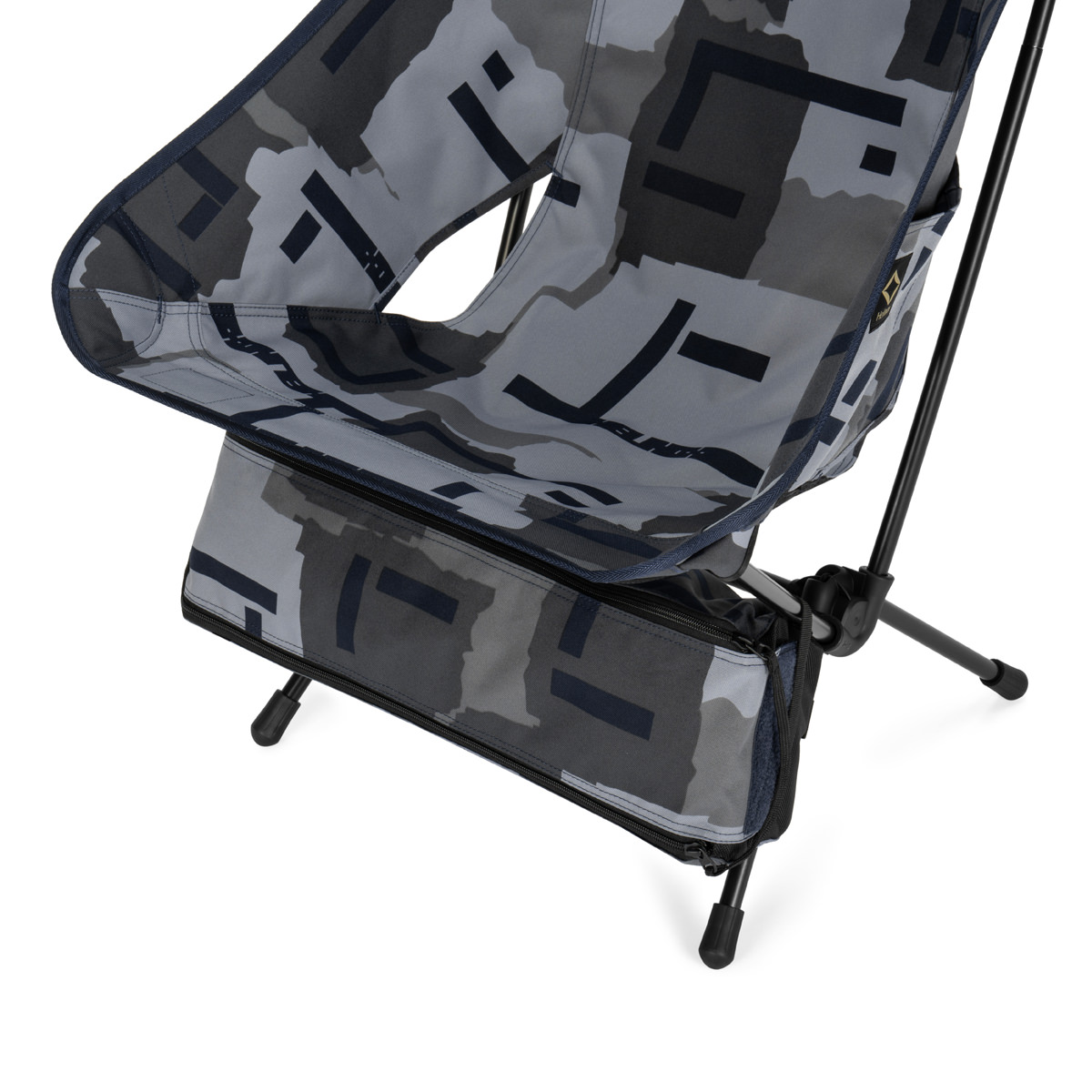 Tac.チェアツー / T－カモ | タクティカルサプライ | Helinox（ヘリ