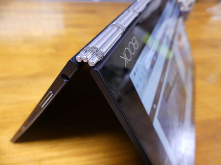 3万円台から購入できるキーレスPC「ヨガブック」が手放せない