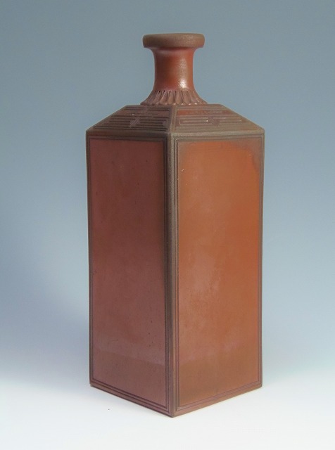 城南骨董-古備前焼 角徳利 梅模様 金重利右衛門 75代 媒陽 107