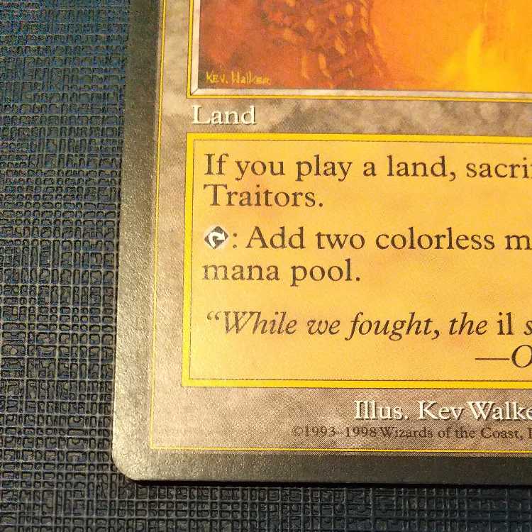 City of Traitors（裏切り者の都）英語版 1枚の通販 つんどら