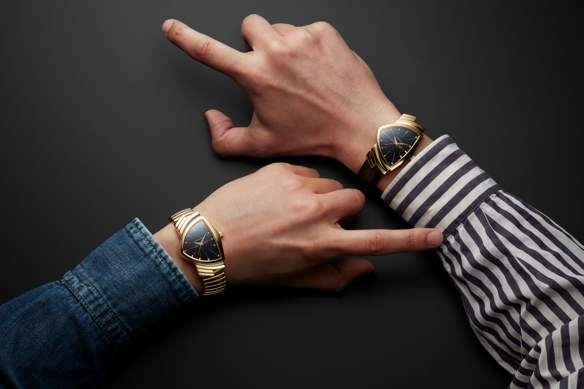 プレスリーが憑依するのは、革ストラップかブレスレットか。｜Pen Online