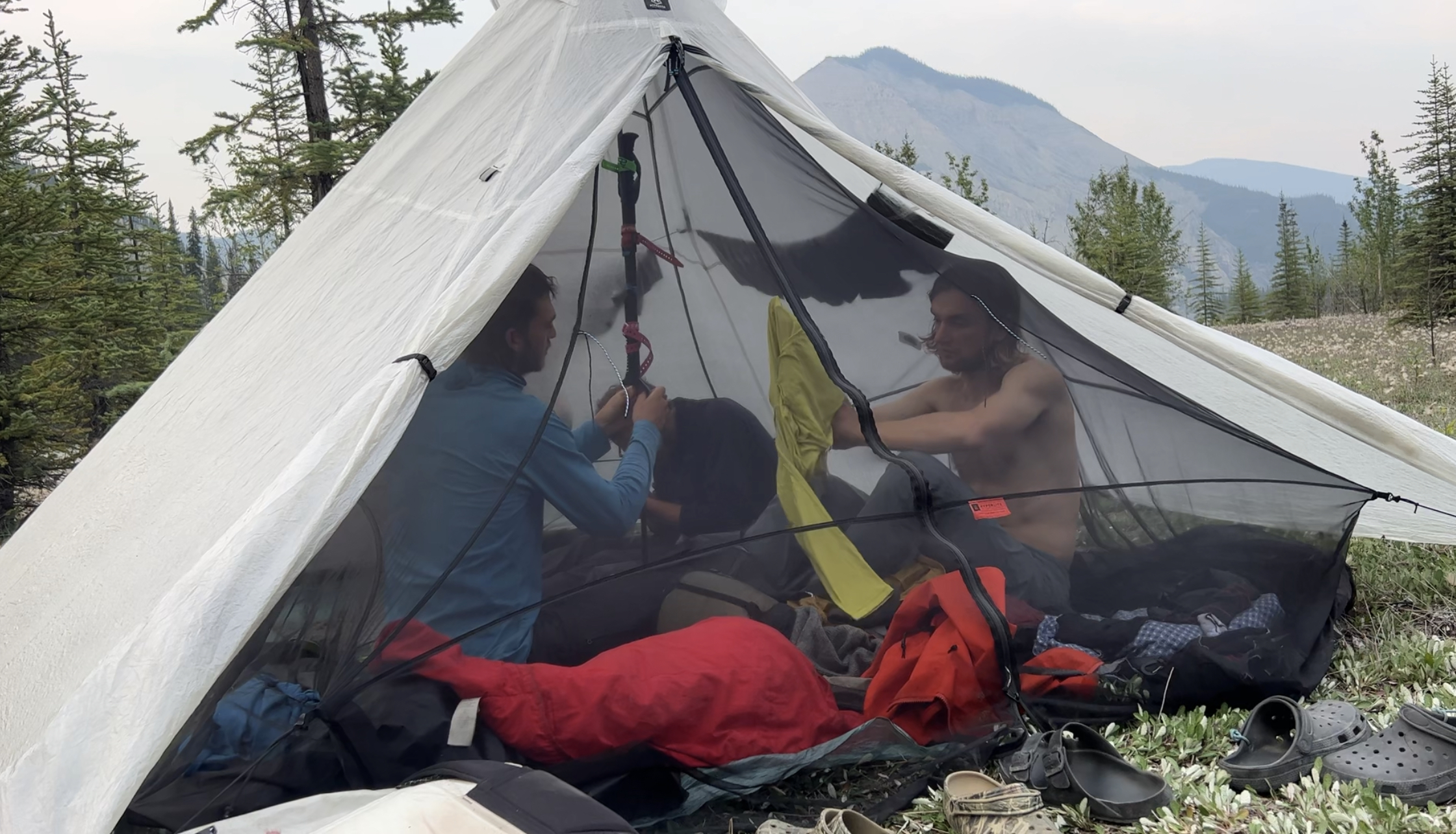 Hyperlite UltaMid 4 Ultralight Tent Review: A Featherlight Palace