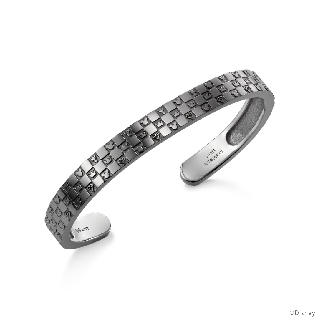 モノグラムバングル「トリプル」 シルバー(ブラックコーティング