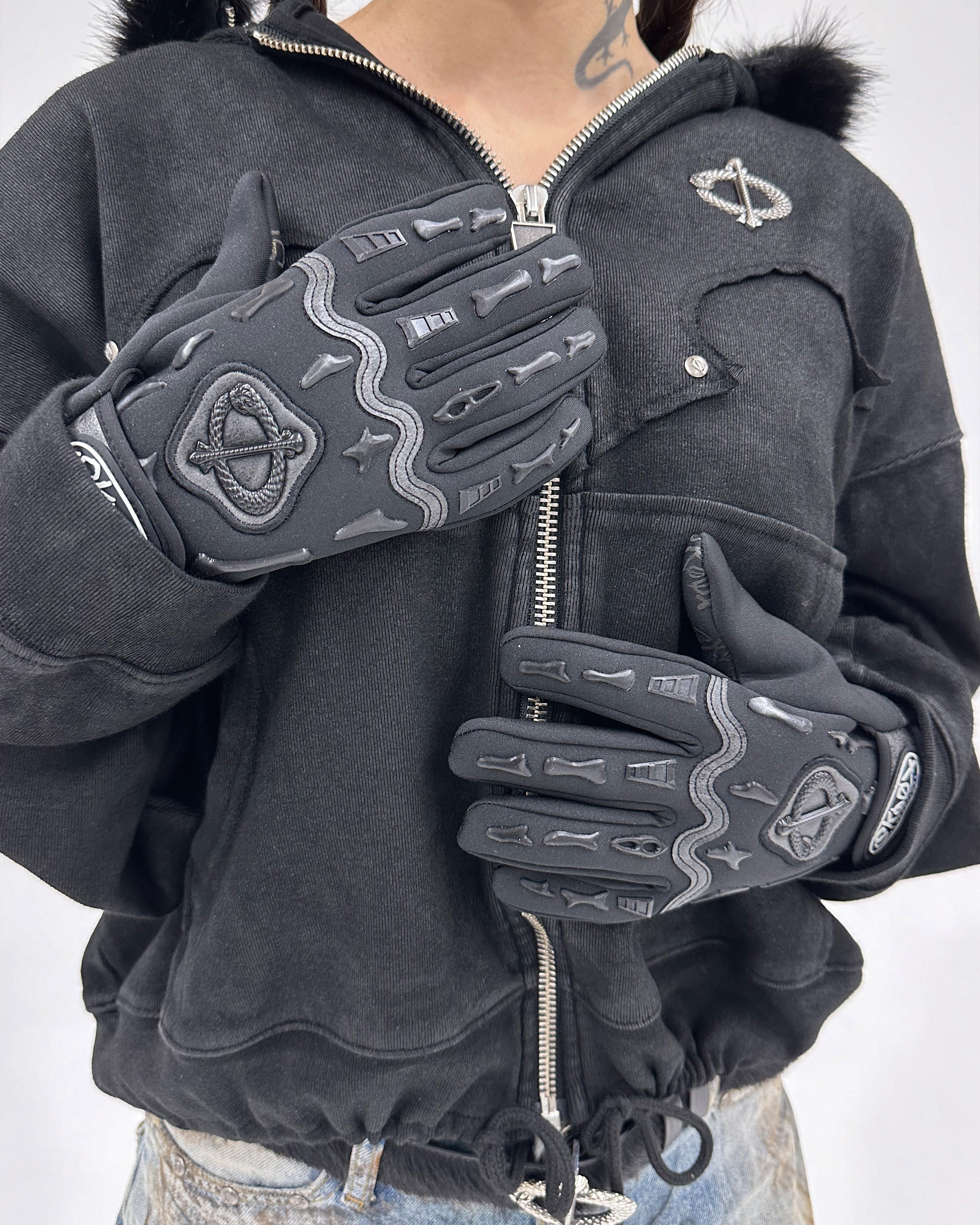 Bone Rush Gloves – SKOOT