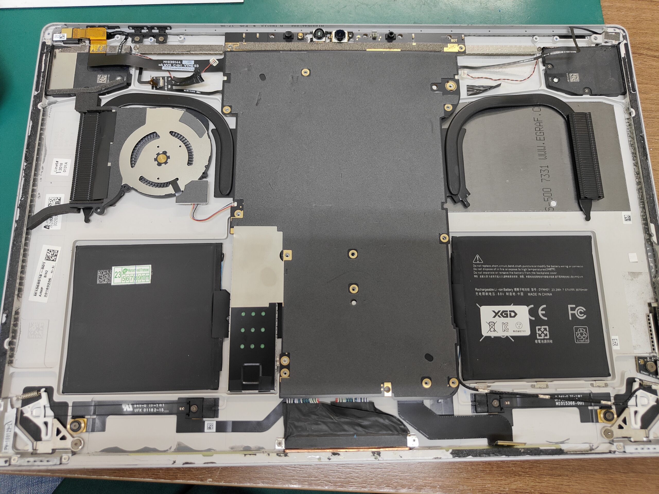 ノートPCのバッテリー交換！ Surface Book2（15インチ）のバッテリー