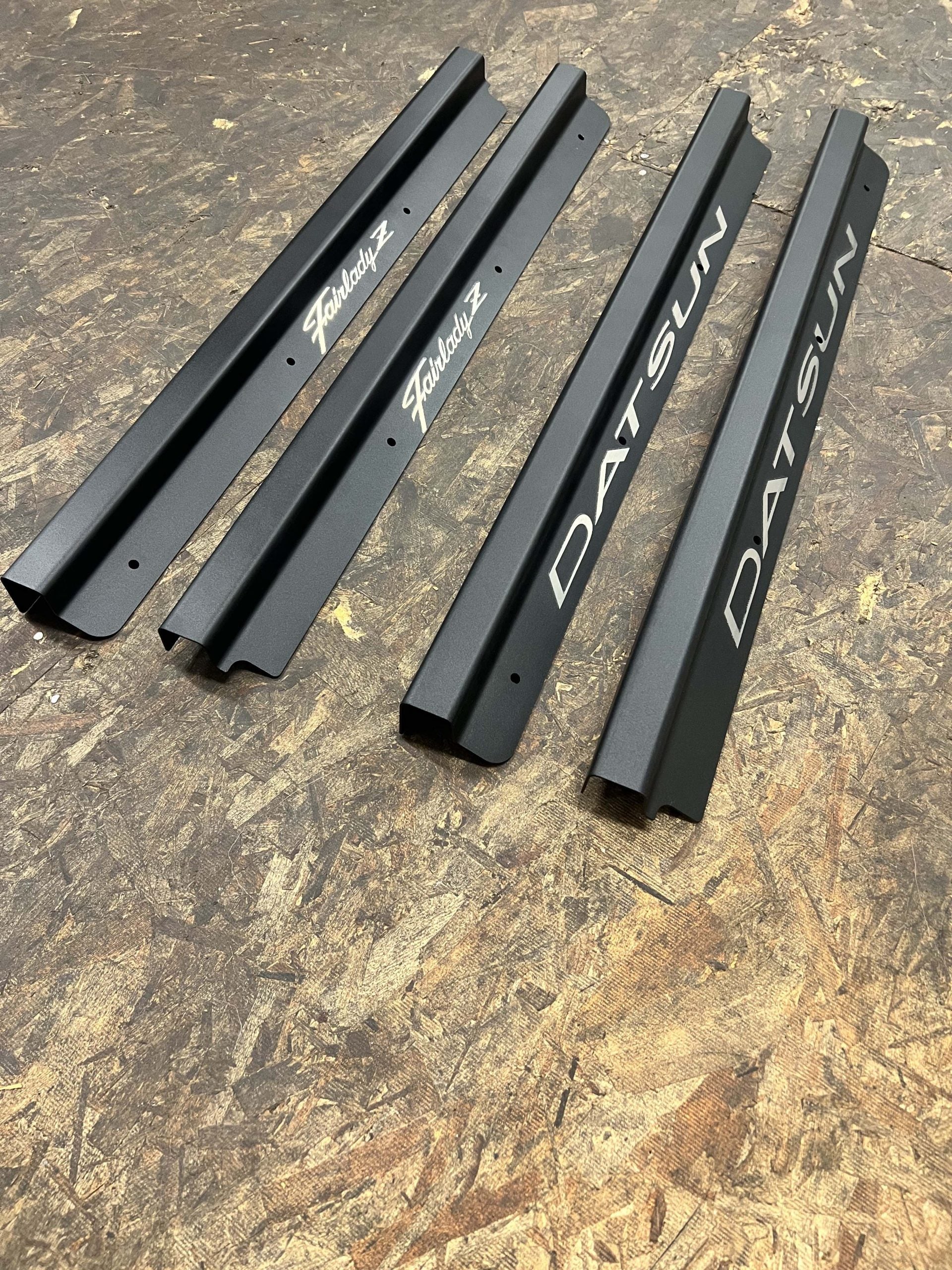DOOR SILLS, ENGRAVED ALUMINUM (2-SEATER AND 2+2) | DATSUN | 280ZX