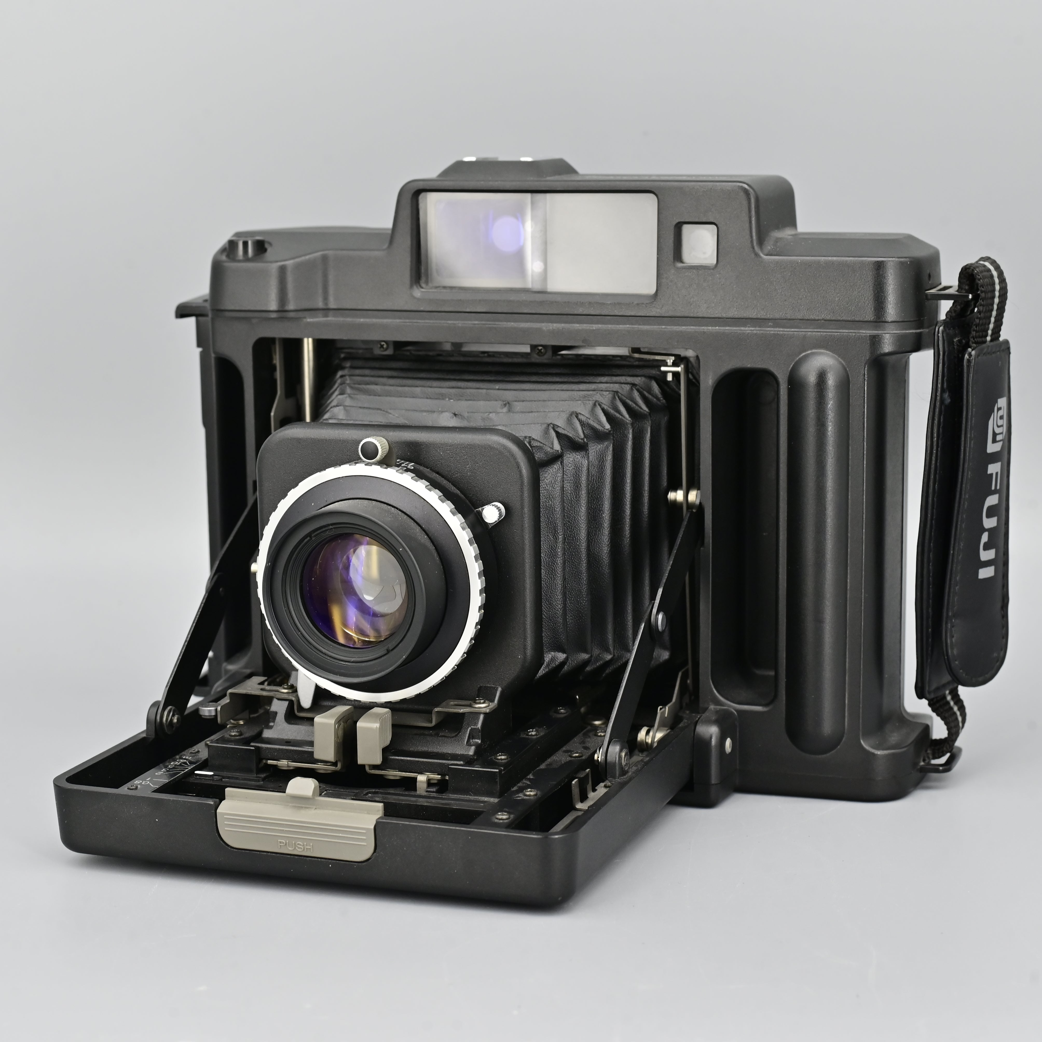 Fujifilm FP-1 Professional Instant Camera. – SHOWA