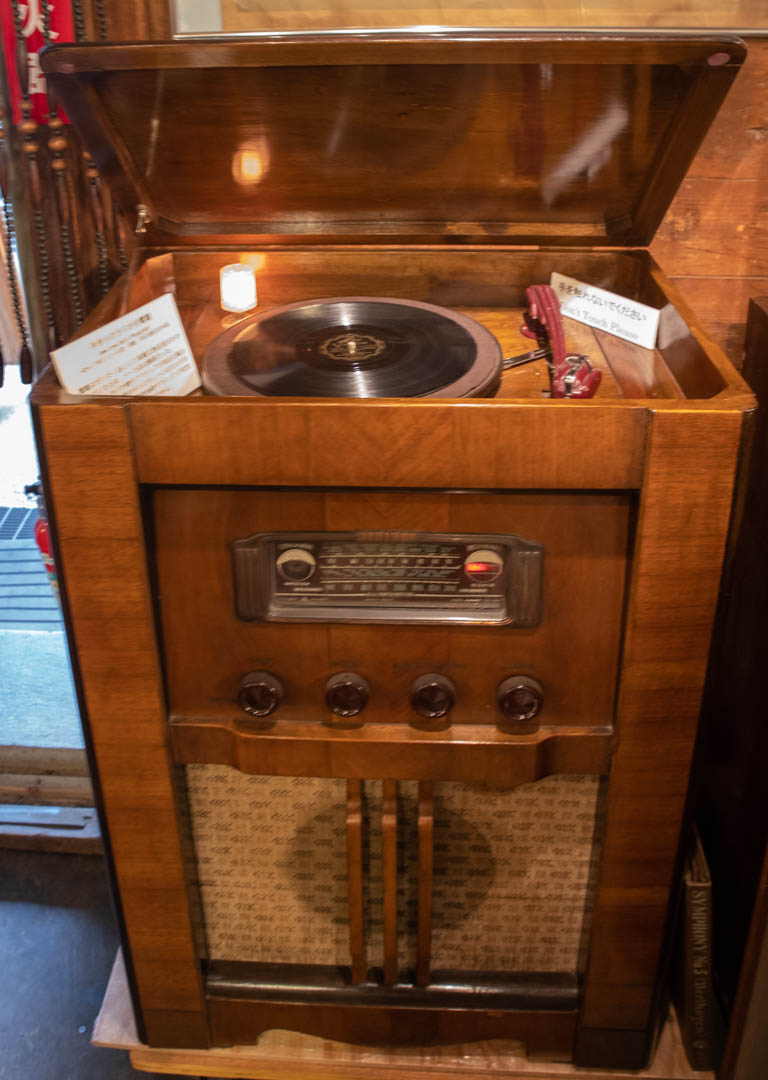 電蓄によるSPレコードの音 – 知鳥楽/ Chichoraku