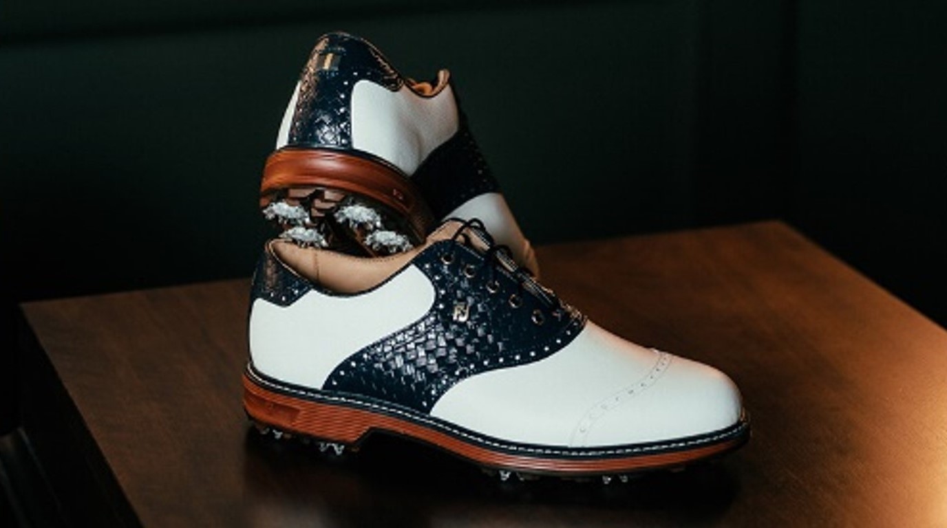 フットジョイ」から全米オープン選手権を記念した限定ゴルフシューズ