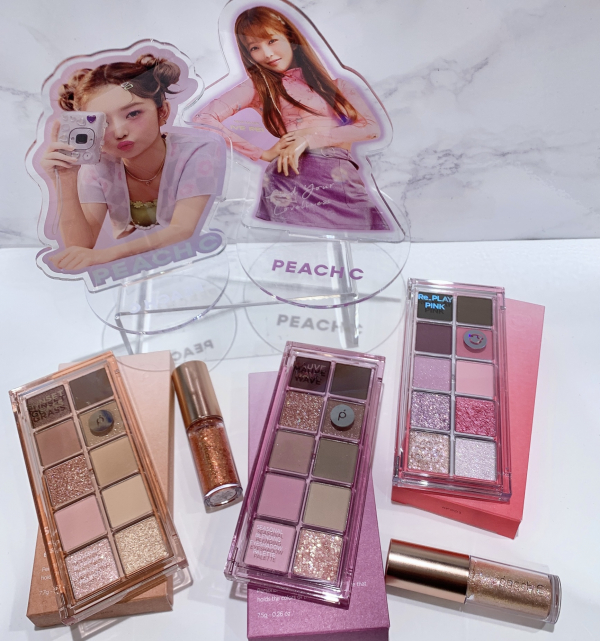 PEACH C】本日発売🍑IVEレイちゃんの等身大パネルも💕 | 横浜ビブレ店