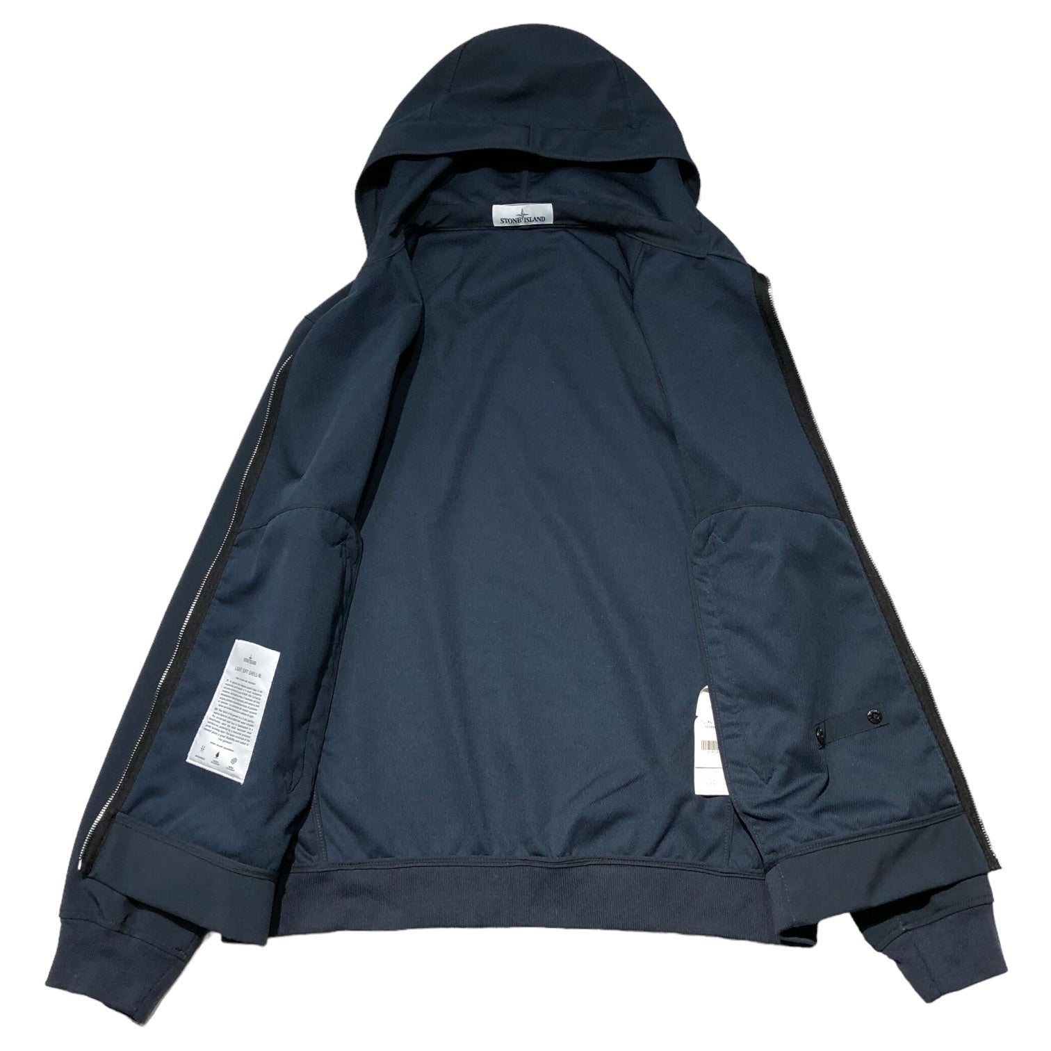 STONE ISLAND(ストーンアイランド) LIGHT SOFT SHELL-R ライト ソフト