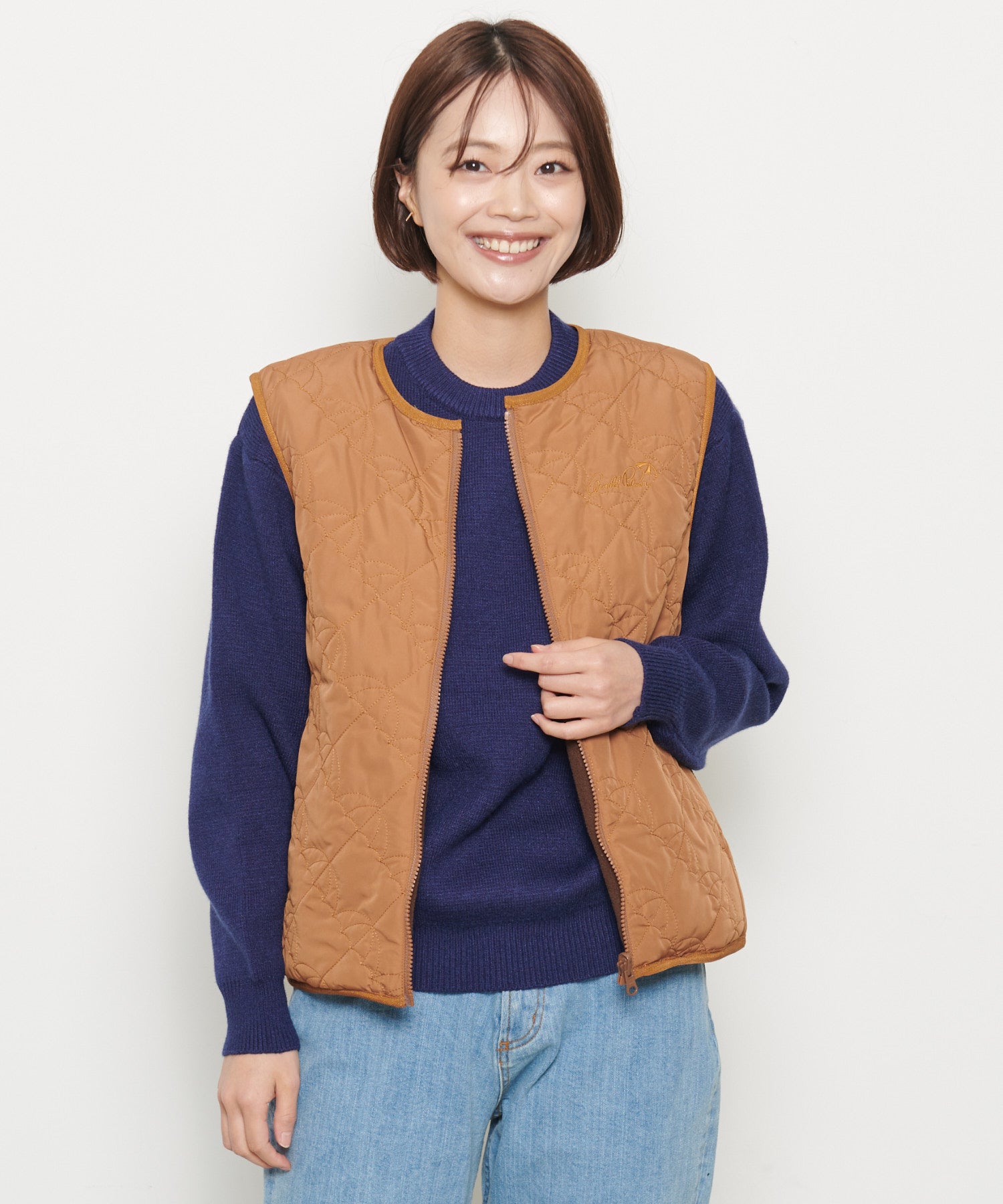 アンブレラキルト リバーシブルベスト（ダウンベスト/レディース