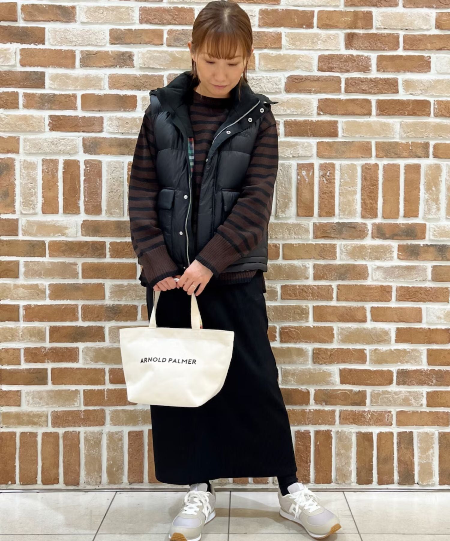 4WAY リバーシブル シェアダウンベスト（ダウンベスト/ユニセックス