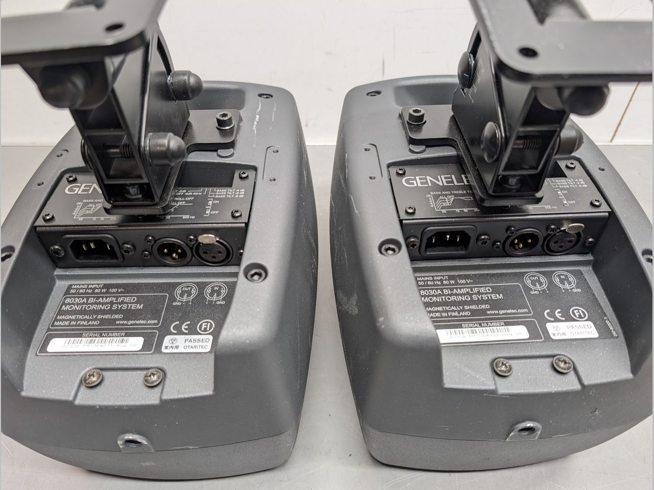 GENELEC 8030A モニタースピーカー(ペア) | VIVID Online Shop