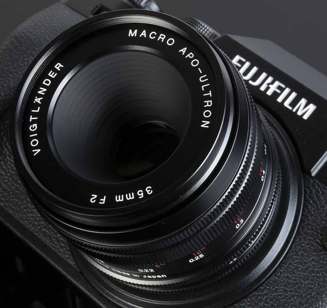 Voigtlander Fuji X 35mm F2 Macro APO Ultron