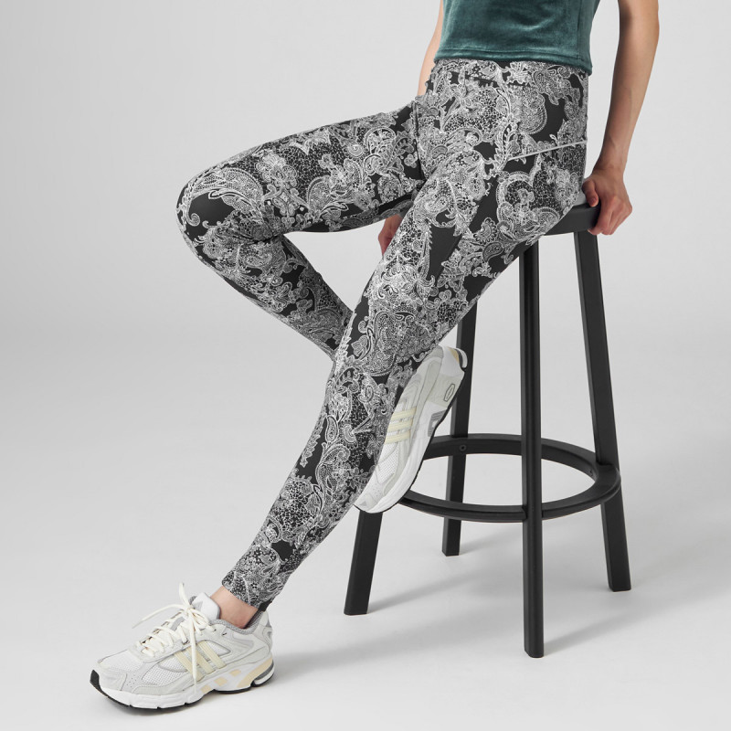 ☆レースプリントレギンス 商品ページ | チャコットオンラインショップ