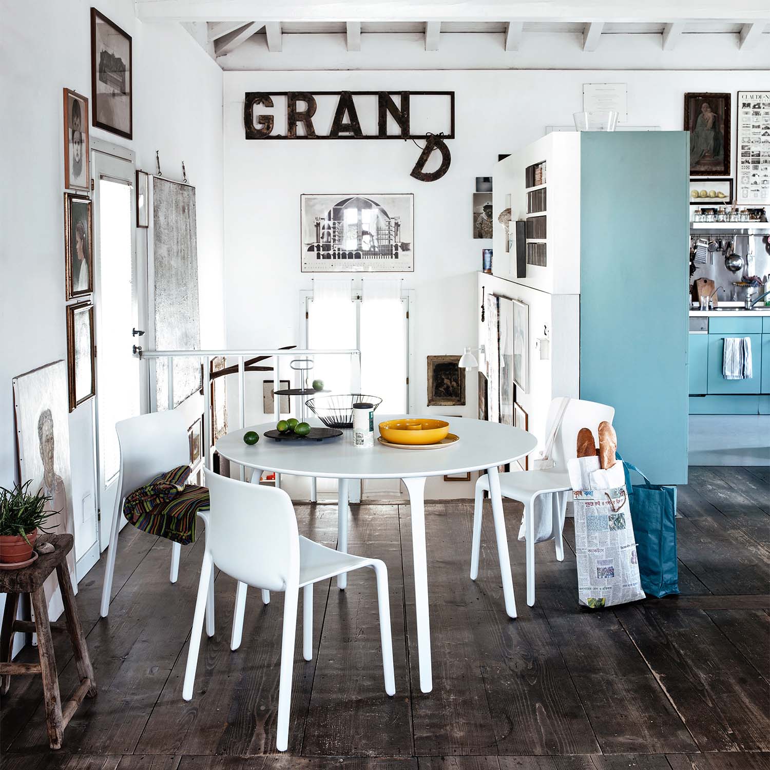 Table First / MAGIS｜おしゃれな什器の企画・製造・販売 SHOP COPACK