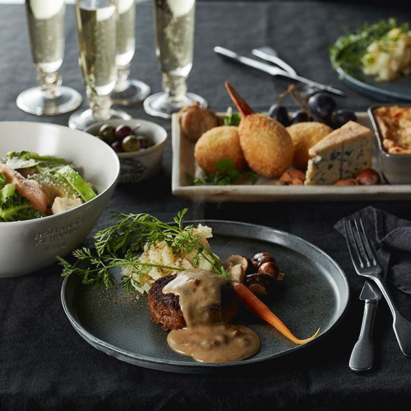 ◇〈Z's MENU〉リブロースステーキ オニオンソースを添えて｜近鉄