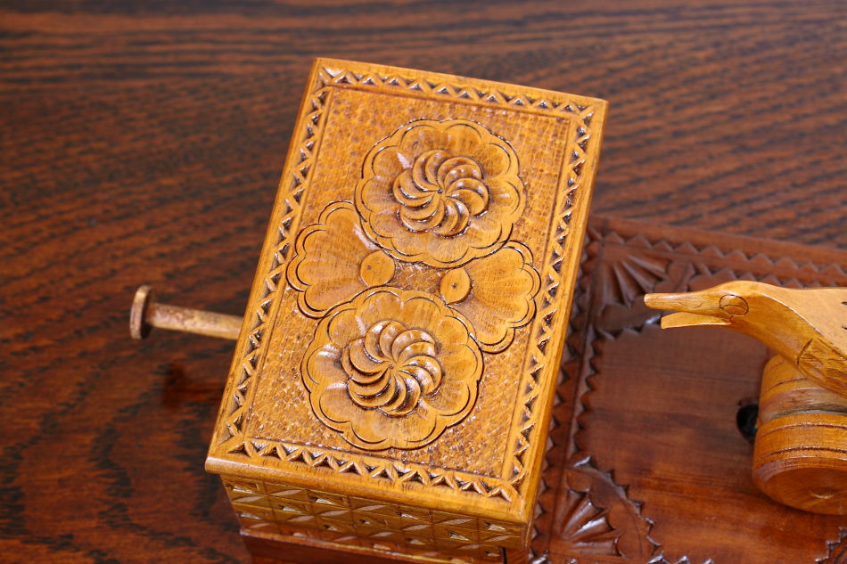 カーヴィングバード シガレットディスペンサーボックス｜アンティーク