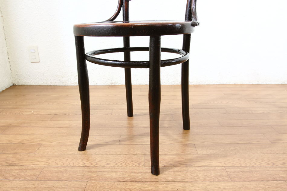 ヨゼフ・ホフマンJOSEF HOFFMANベントウッドスピンドルバックチェア