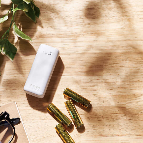 乾電池式モバイルバッテリー（A×1） | エレコムダイレクトショップ本店