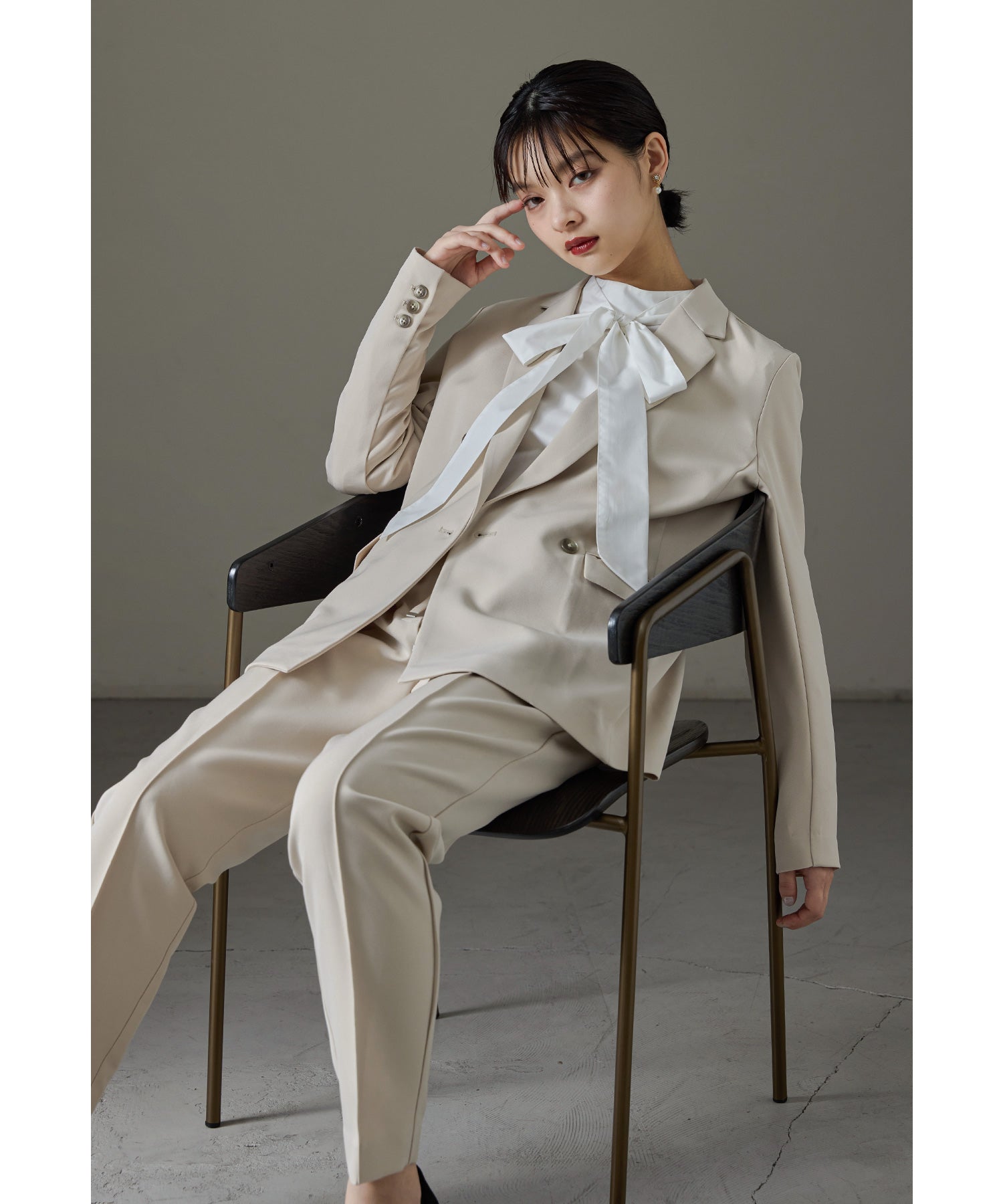 ベーシックデザインパンツスーツ レディース 2点セット セットアップ