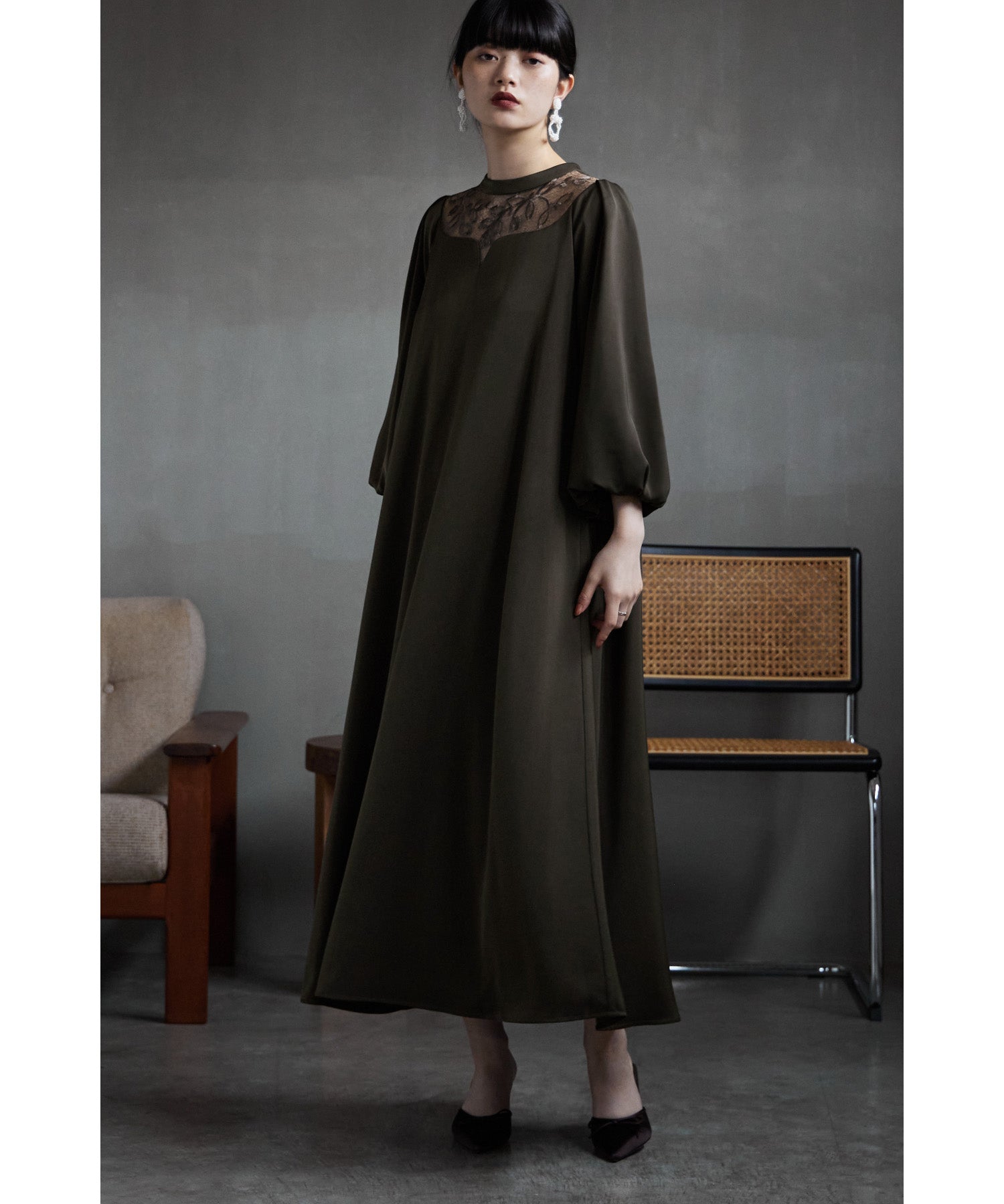 エンブロイダリーネックAラインドレス｜パーティードレス・結婚式