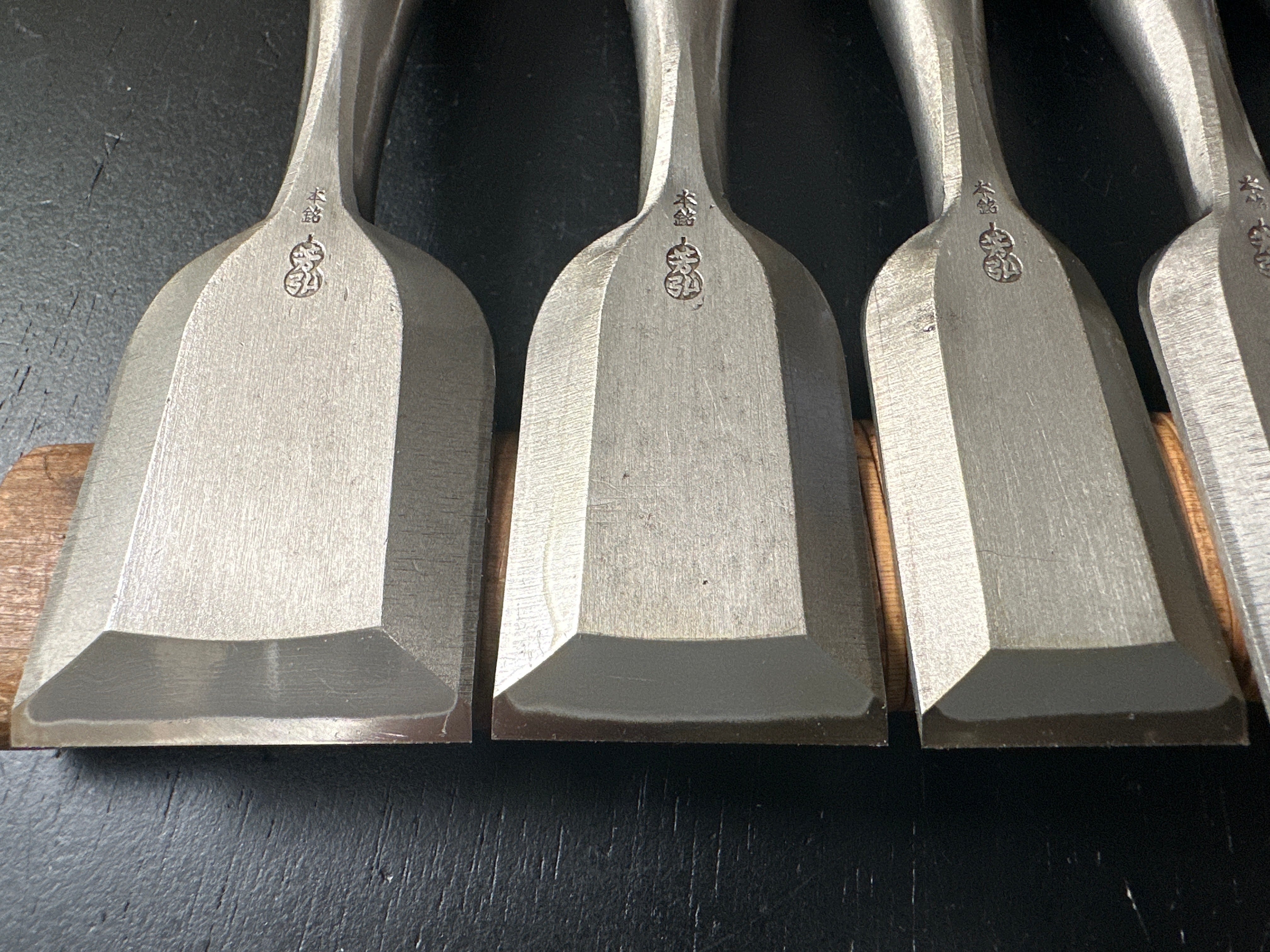 Old stock Yoshihiro Bench chisels White Steel 掘出し物 芳弘 追入10