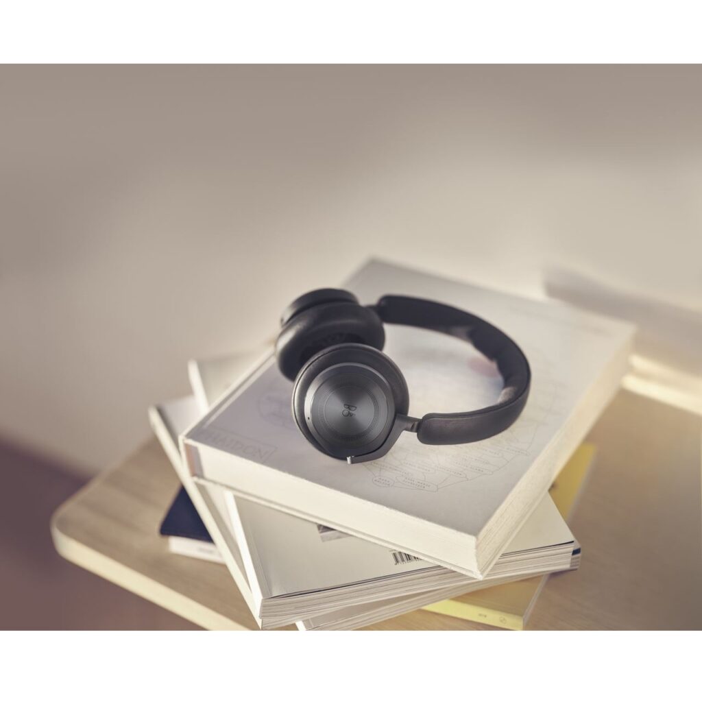 Beoplay HX - BANG & OLUFSEN | 完実電気オンラインショップ
