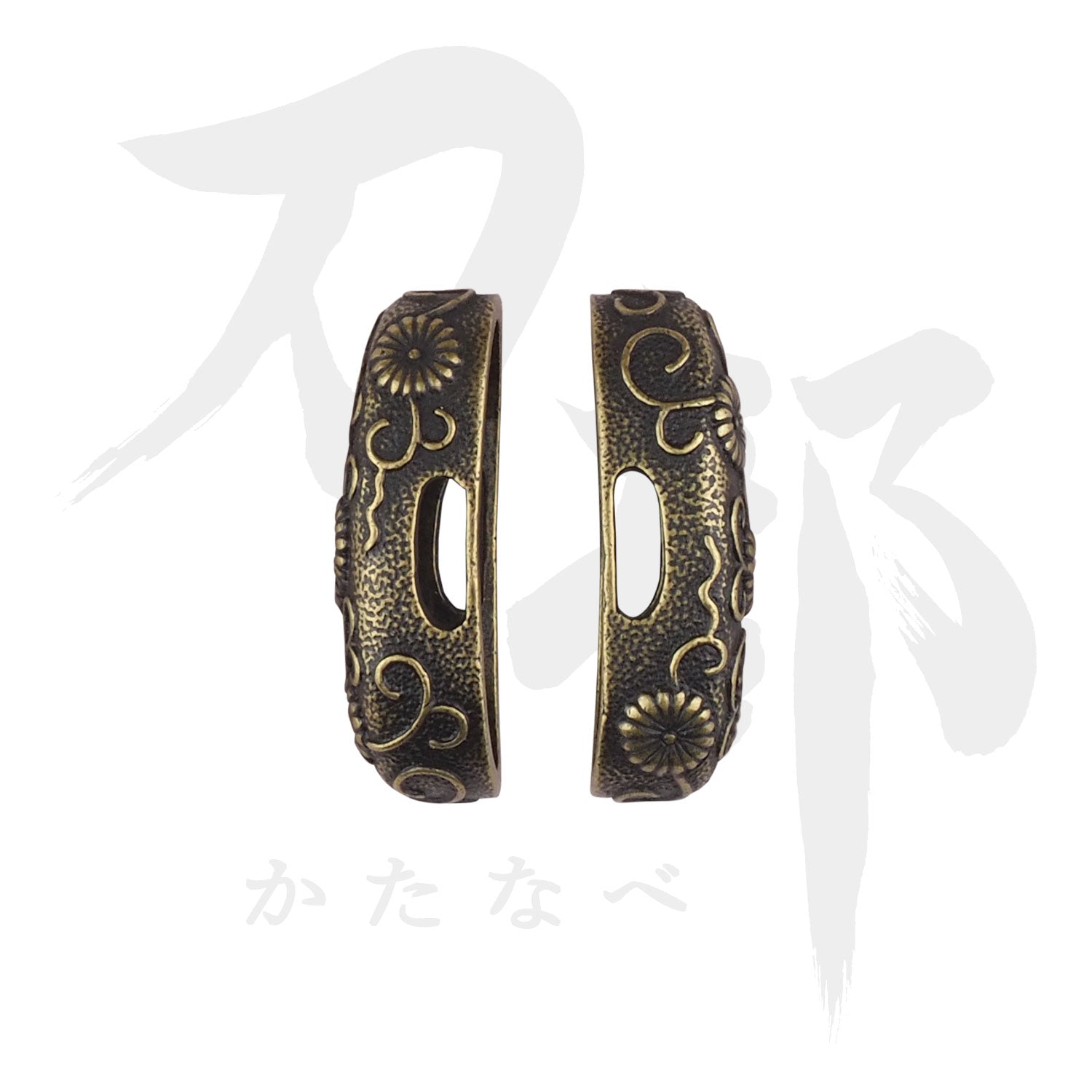 真鍮地 菊唐草図縁頭｜現代物金具の販売 刀部 かたなべ – 刀部