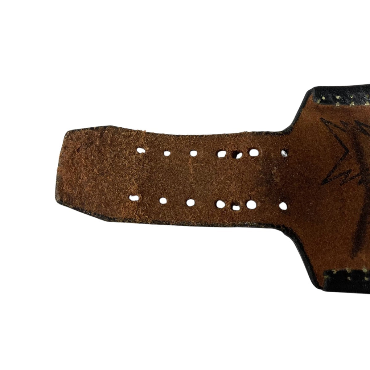 WOLF'S HEAD(ウルフズヘッド) スタッズブレスレット ブラック｜【公式